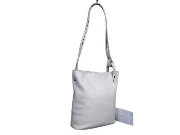 LOEWE ロエベ ショルダーバッグ アシンメトリー アイボリー レザー レディース