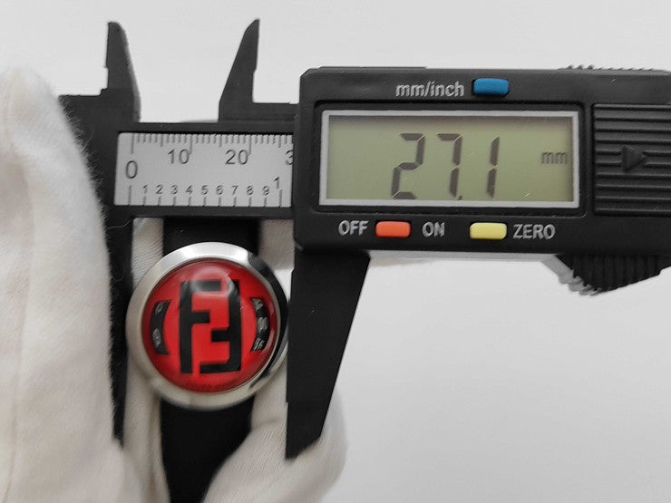 FENDI フェンディ 腕時計 ブースラ 8010L レッド ブラック系 ステンレス ラバー レディース クォーツ 美品