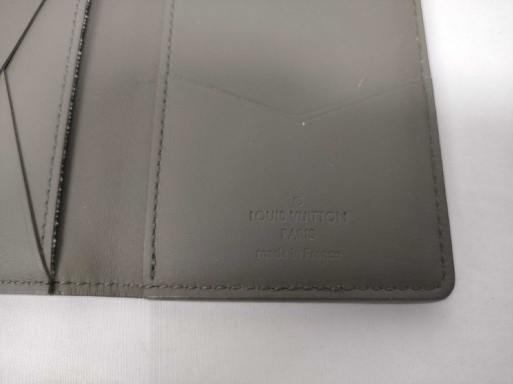 LOUIS VUITTON ルイヴィトン カードケース アエログラム オーガナイザードゥポッシュ M82277 カーキ系 レザー メンズ パスケース 名刺入れ 美品