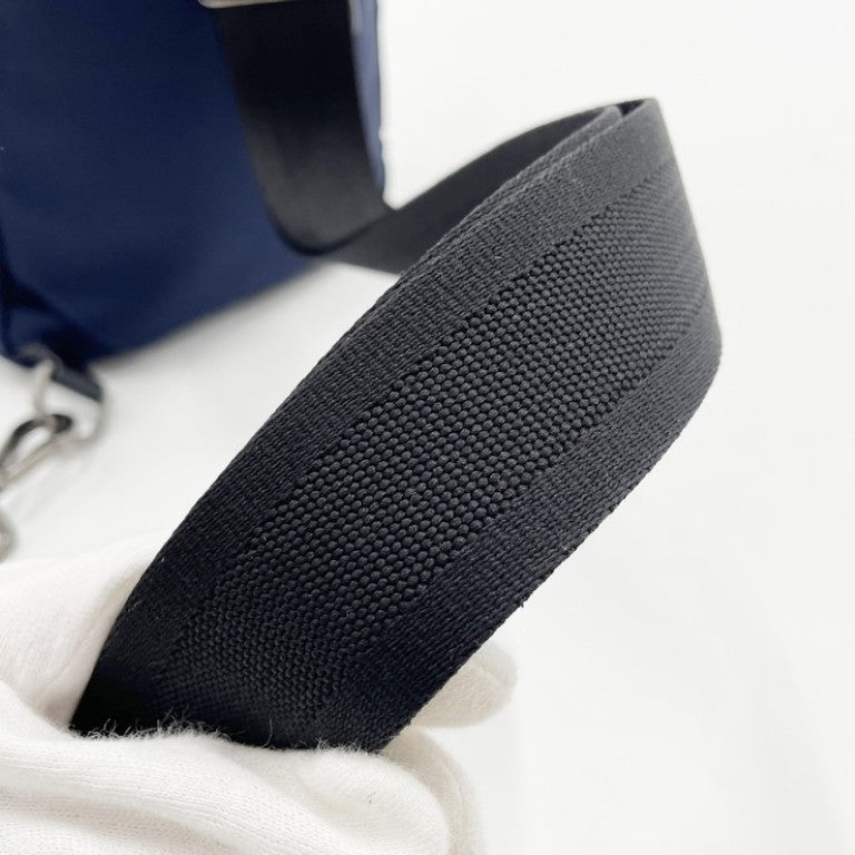 TUMI トゥミ ボディバッグ HARRISON ハリソン 6602035NVYN ネイビー×ブラック系 ナイロン レザー メンズ ショルダーバッグ シルバー金具 美品