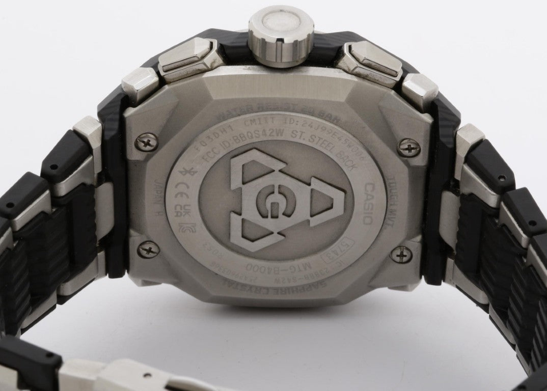 CASIO カシオ 時計 G-SHOCK MT-G MTG-B4000 Series MTG-B4000D-1AJF ブラック シルバー系 カーボンファイバー強化樹脂／ステンレススチール レイヤーコンポジットバンド メンズ アナログ 美品
