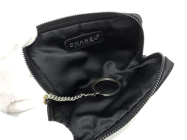 CHANEL シャネル ポーチ ニュートラベルライン ブラック ナイロン レディース ココマーク キーリング付き