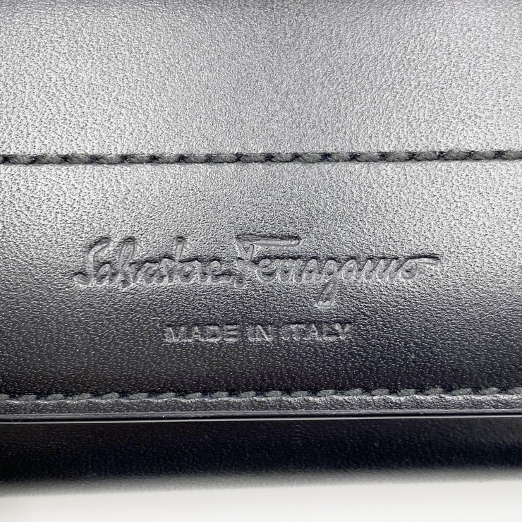 Salvatore Ferragamo フェラガモ キーケース AQ-66 4518 ブラック系 レザー ユニセックス 6連 シルバー金具