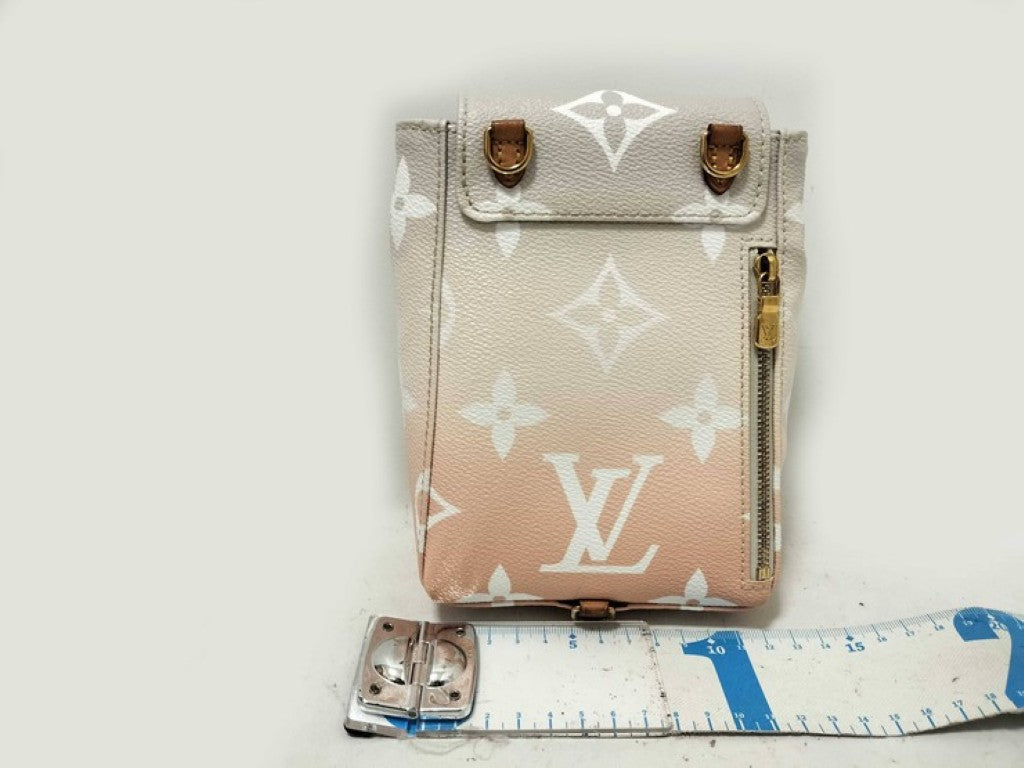 LOUIS VUITTON ルイヴィトン リュックサック バイ ザプール タイニー バックパック M45764 ブリューム（ ピンク系 グレー系） PVC レザー レディース ゴールド金具 美品