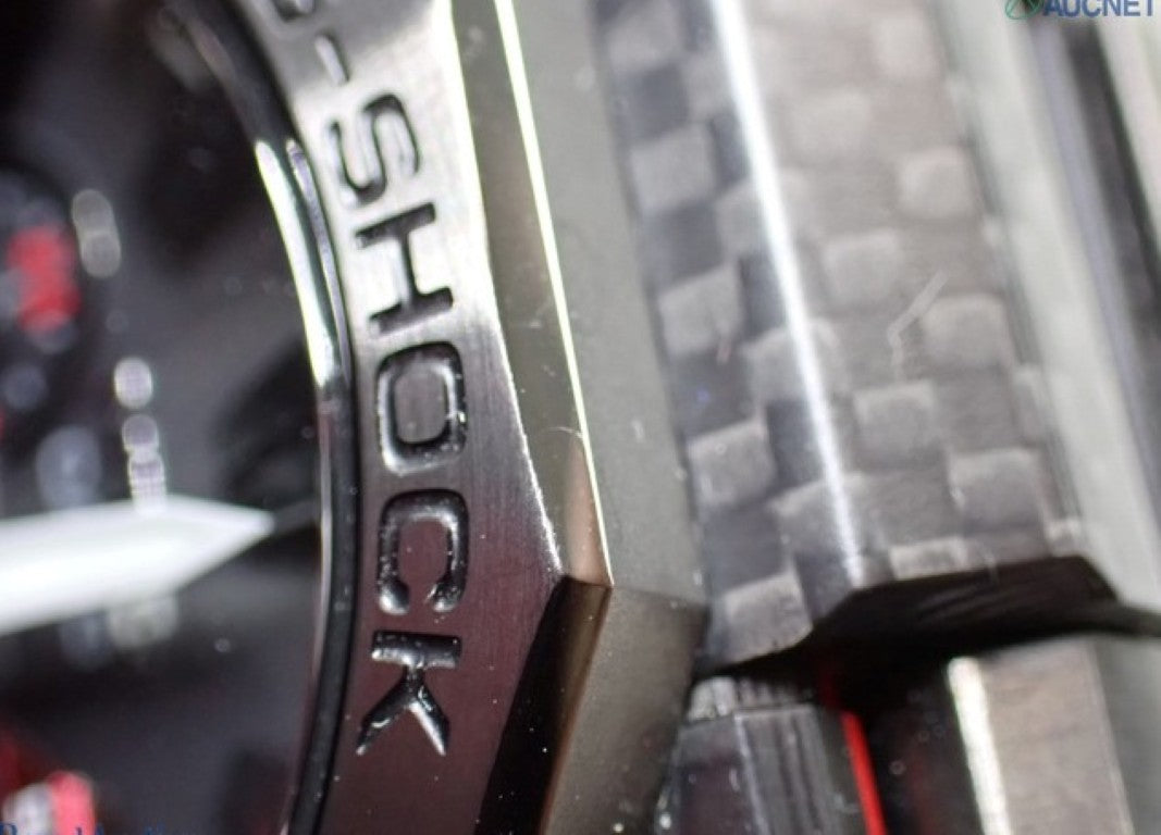 CASIO カシオ 時計 G-SHOCK MT-G MTG-B2000 Series MTG-B2000YBD-1AJF ブラック系 カーボンファイバー強化樹脂／ステンレススチール ステンレススチールバンド メンズ アナログ 美品