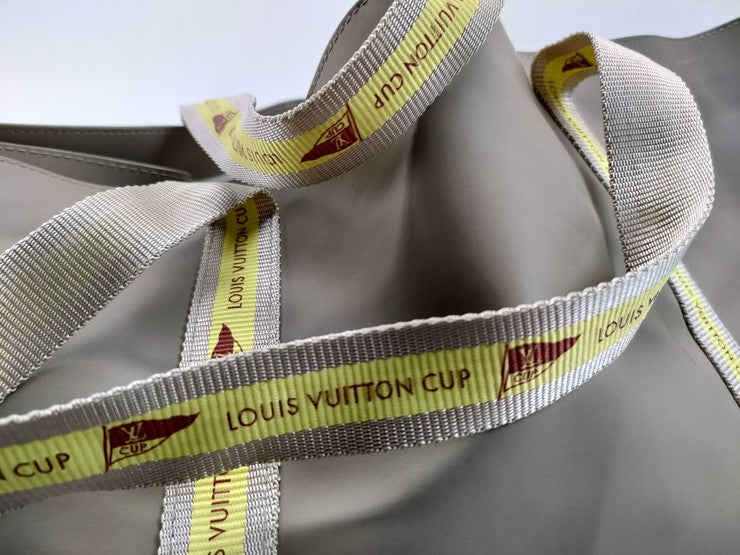 LOUIS VUITTON ルイヴィトン トートバッグ ルイヴィトン カップ ベージュ系 ナイロン ユニセックス 美品