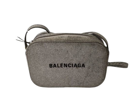 BALENCIAGA バレンシアガ ショルダーバッグ エブリデイ カメラバッグ XS 552372 シルバー系 レザー レディース グリッター 美品