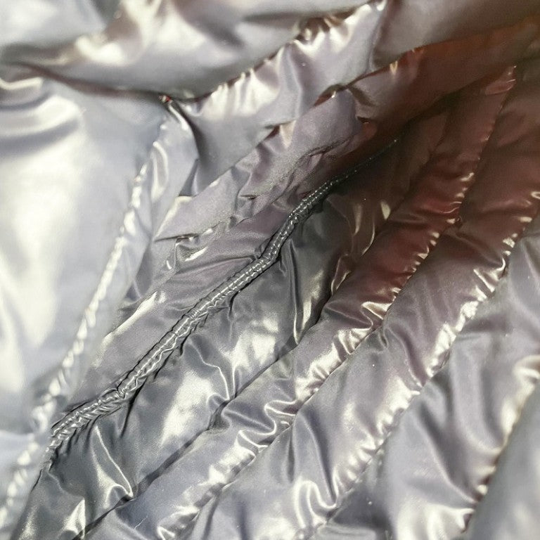 MONCLER モンクレール クラッチバッグ ポーチGM E109A6004100 オレンジ ブラック系 ナイロン メンズ 美品