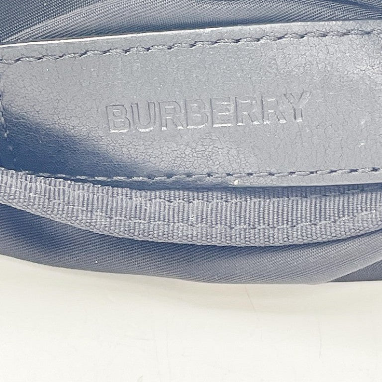BURBERRY バーバリー ショルダーバッグ ロゴプリント サコッシュ ブラック系 ナイロン ユニセックス フォンショルダー シルバー金具 美品