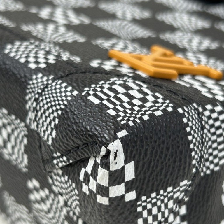 LOUIS VUITTON ルイヴィトン ショルダーバッグ スティーマー XS N60453 ブラック ホワイト系 ダミエ ディストーテッド メンズ 2WAY ブラック金具 超美品