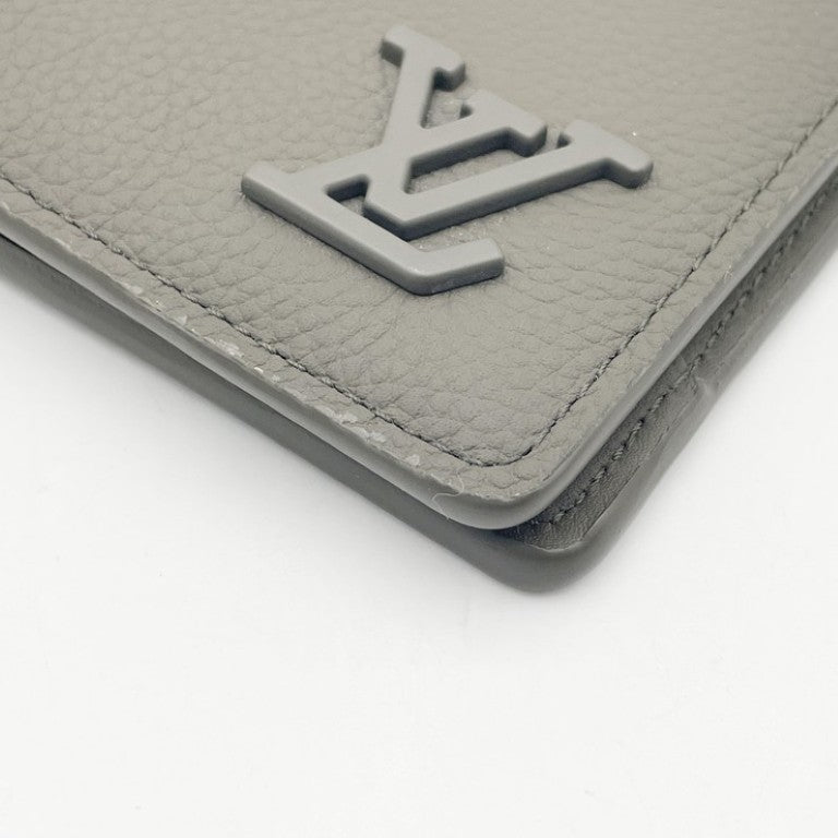 LOUIS VUITTON ルイヴィトン 二つ折り財布 ポルトフォイユ･ミュルティプル M81734 カーキ系 アエログラム レザー メンズ 超美品