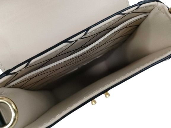 LOUIS VUITTON ルイヴィトン ショルダーバッグ エピ トランク ヴェルティカル M67872 ローズ バレリーナ ブラック系 レザー レディース ポシェット ゴールド金具 美品