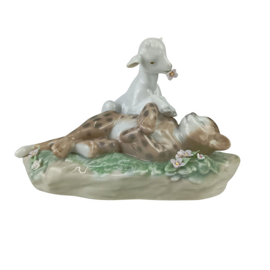 LLADRO リヤドロ 置物 平和の王国（豹と子ヤギ） 6926 マルチカラー ポーセリン ユニセックス 絶版 美品