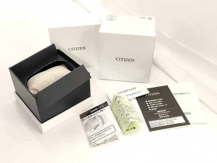 CITIZEN シチズン 腕時計 XC クロスシー ES9490-87D 白蝶貝文字板 シルバー系 チタニウム レディース ソーラー電波 アナログ 超美品