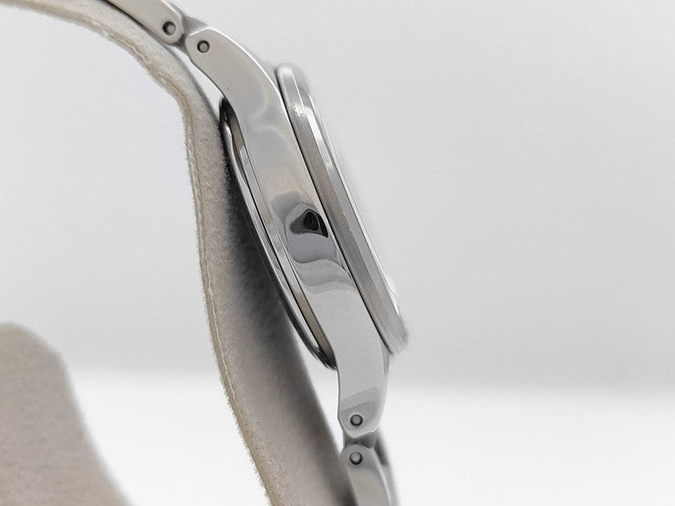 CITIZEN シチズン 腕時計 XC クロスシー ES9490-87D 白蝶貝文字板 シルバー系 チタニウム レディース ソーラー電波 アナログ 超美品