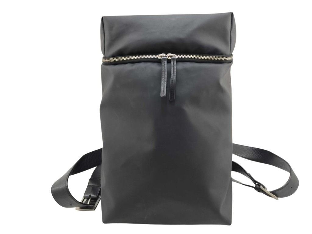kawakawa カワカワ リュックサック Rubber-cho ブラック系 ラバー レディース シルバー金具 美品