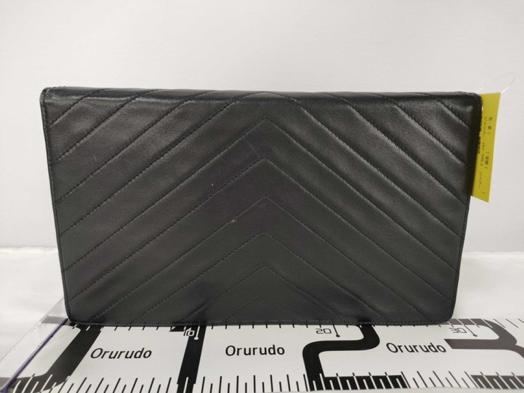 Yves Saint Laurent イヴサンローラン ショルダーバッグ Vステッチ チェーンショルダーバッグ ブラック系 レザー レディース ゴールド金具 美品