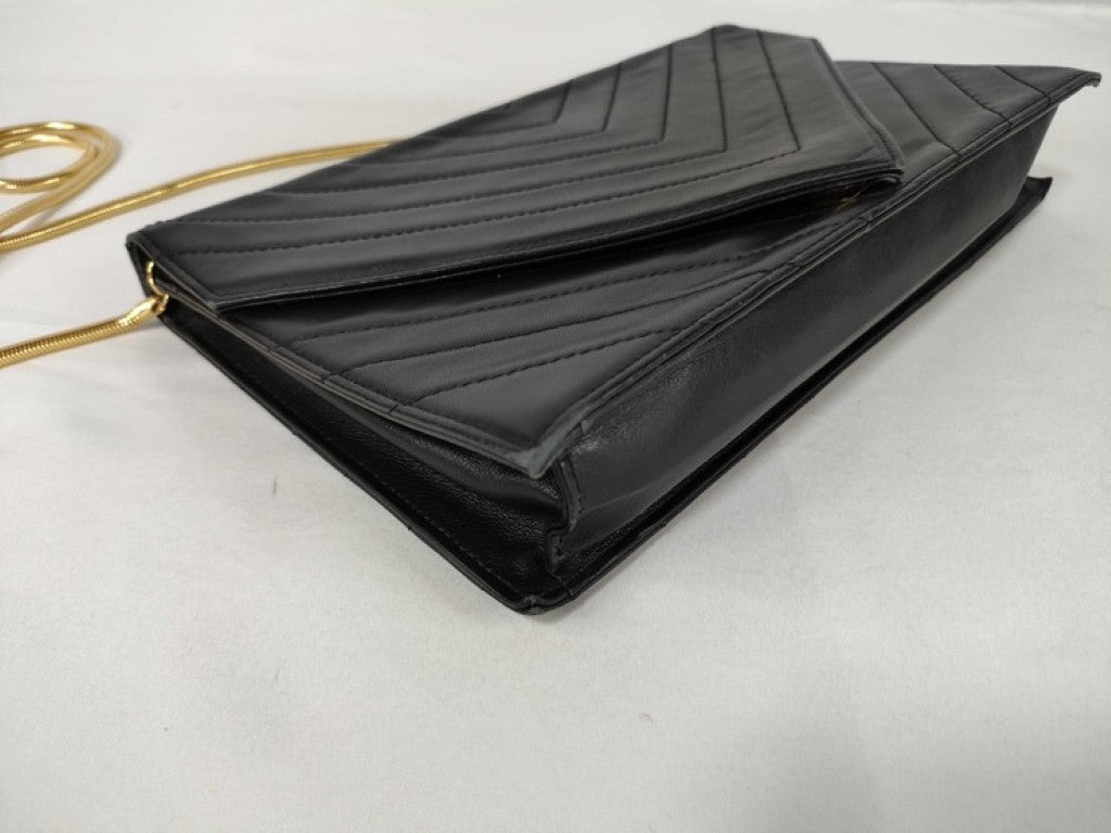 Yves Saint Laurent イヴサンローラン ショルダーバッグ Vステッチ チェーンショルダーバッグ ブラック系 レザー レディース ゴールド金具 美品