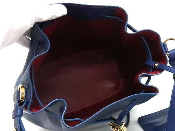 SALVATORE FERRAGAMO フェラガモ ショルダーバッグ ガンチーニ AU-21/F269 ブルー系 レザー レディース ドローストリング 2WAY ゴールド金具 美品
