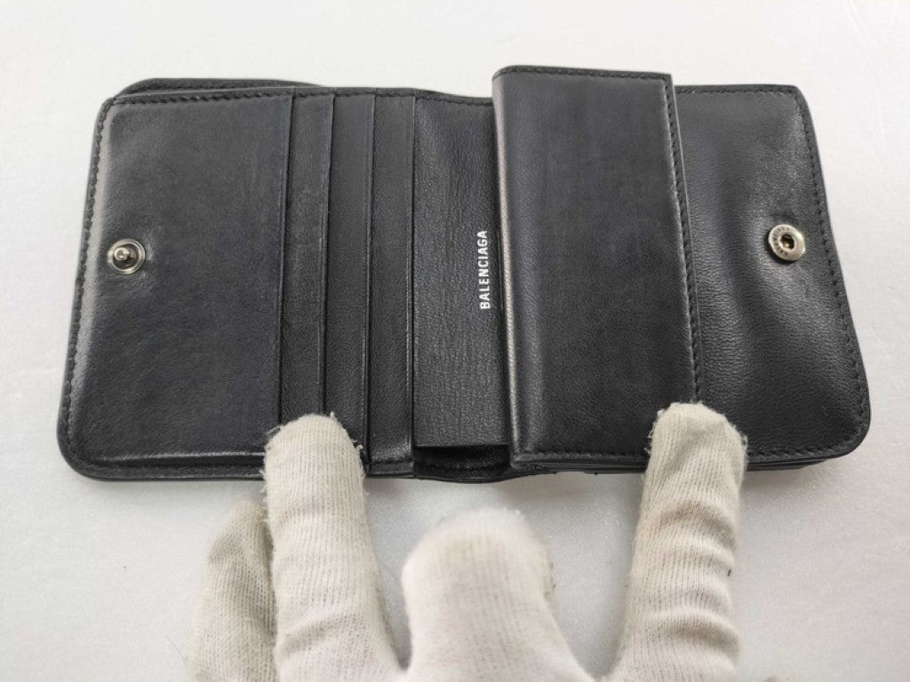 BALENCIAGA バレンシアガ 二つ折り財布 モナコ 765459 ブラック系 レザー ユニセックス BBロゴ シルバー金具 美品