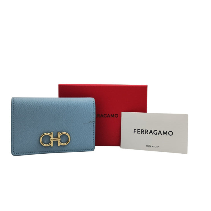 Salvatore Ferragamo フェラガモ 名刺入れ ガンチーニ カードケース IY-220371 ライトブルー系 レザー レディース ゴールド金具 新品未使用展示品