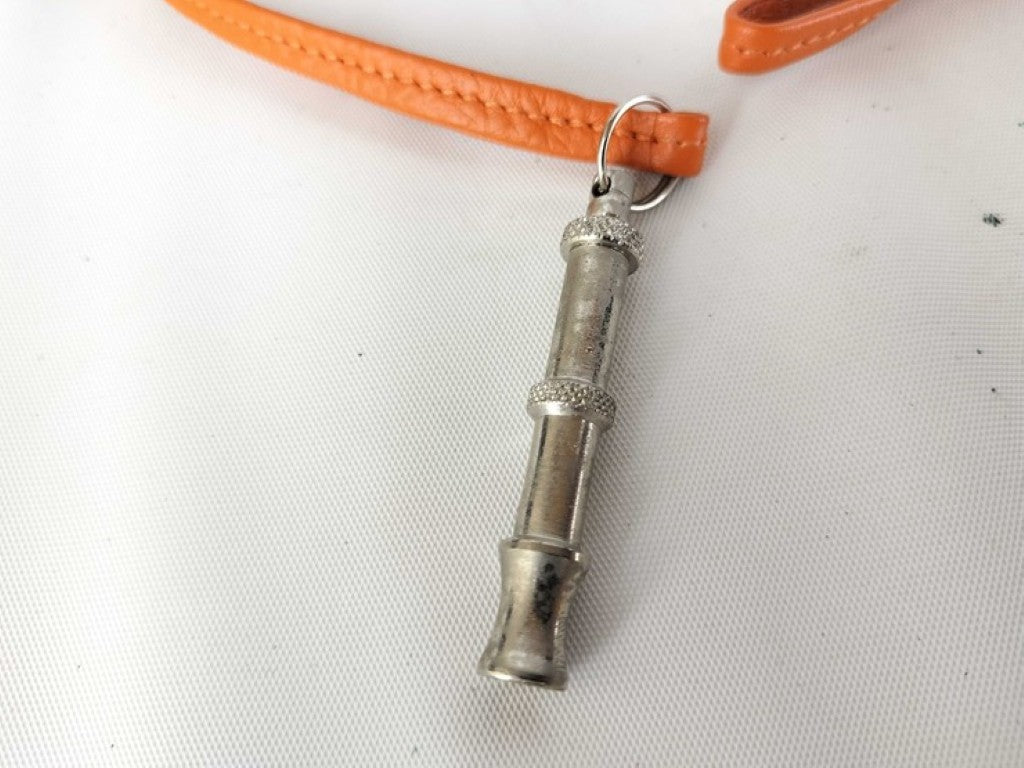 HERMES エルメス ネックレス シフレホイッスル シルバー オレンジ系 メタル レザー ユニセックス