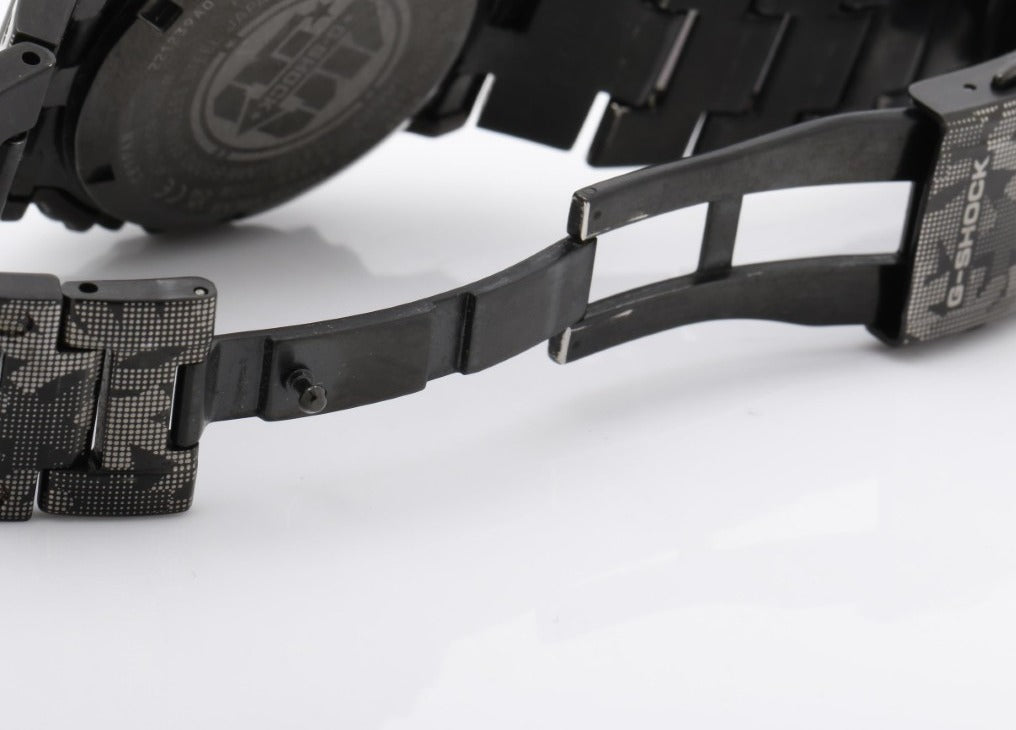 CASIO カシオ 時計 G-SHOCK 40th Anniversary G-SHOCK×ERIC HAZEコラボレーションモデル FULL METAL 5000 SERIES GMW-B5000EH-1JR ブラック系 ステンレススチール メンズ デジタル 美品
