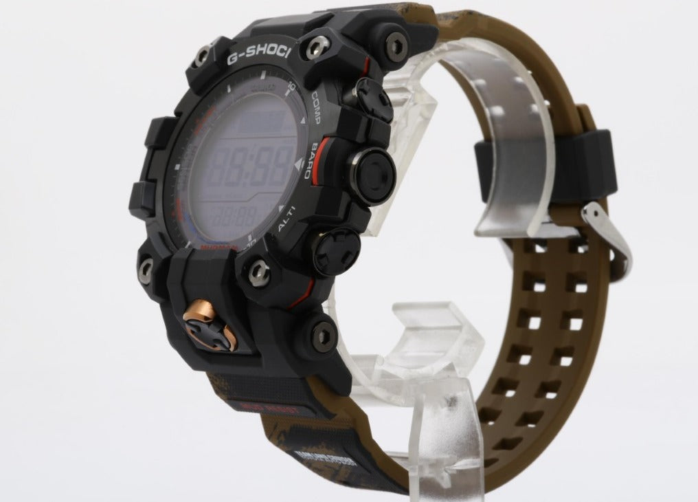 CASIO カシオ 時計 G-SHOCK TEAM LAND CRUISER TOYOTA AUTO BODY コラボレーションモデル MASTER OF G - LAND MUDMAN GW-9500TLC-1JR ブラック系 カーボンファイバー強化樹脂／ステンレススチール 樹脂バンド メンズ デジタル 超美品