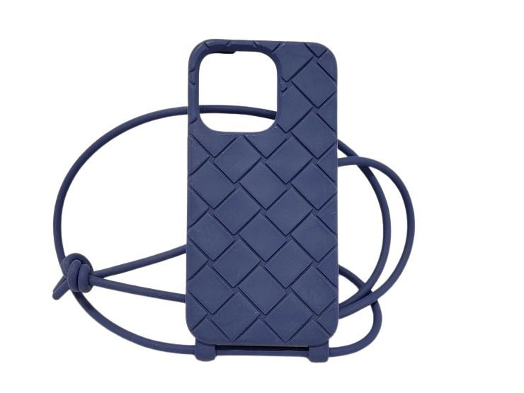 BOTTEGA VENETA ボッテガヴェネタ スマートフォンケース イントレチャート ネイビー ラバー ユニセックス iPhone14 Pro