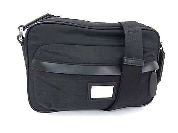 EMPORIO ARMANI エンポリオ アルマーニ メッセンジャーバッグ メタルプレート フロントジップ クロスボディバッグ EM007026AF28660UC001 ブラック系 ナイロン メンズ ショルダーバッグ 超美品