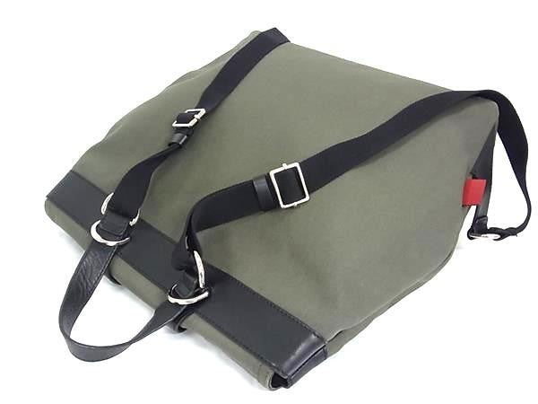 VALENTINO GARAVANI ヴァレンティノ ガラヴァーニ リュックサック Vパンク バックパック カーキグリーン系×ブラック系 キャンバス×レザー メンズ シルバー金具 美品