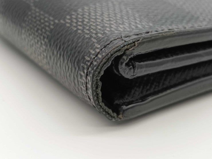LOUIS VUITTON ルイヴィトン 二つ折り財布 アメリゴNM N60053 ブラック系 ダミエ グラフィット メンズ