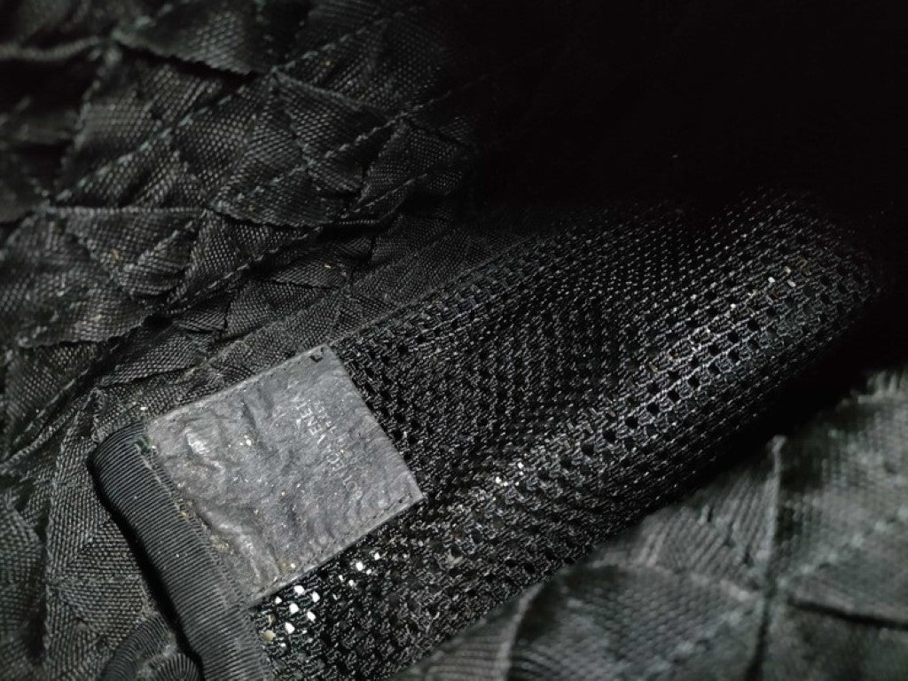 BOTTEGA VENETA ボッテガヴェネタ ショルダーバッグ イントレチャート 657952 ブラック系 キャンバス ユニセックス 美品