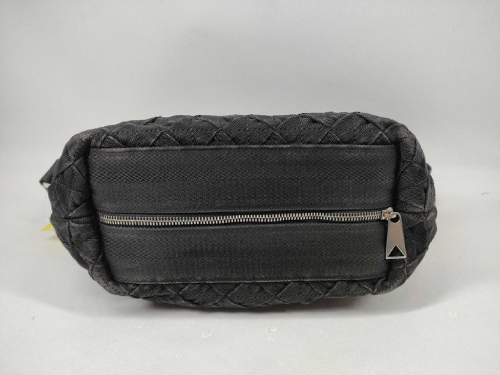 BOTTEGA VENETA ボッテガヴェネタ ショルダーバッグ イントレチャート 657952 ブラック系 キャンバス ユニセックス 美品