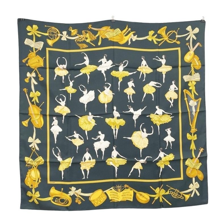 HERMES エルメス スカーフ カレ90 La Danse マルチカラー系 シルク レディース 大判 バレリーナ 楽器 美品