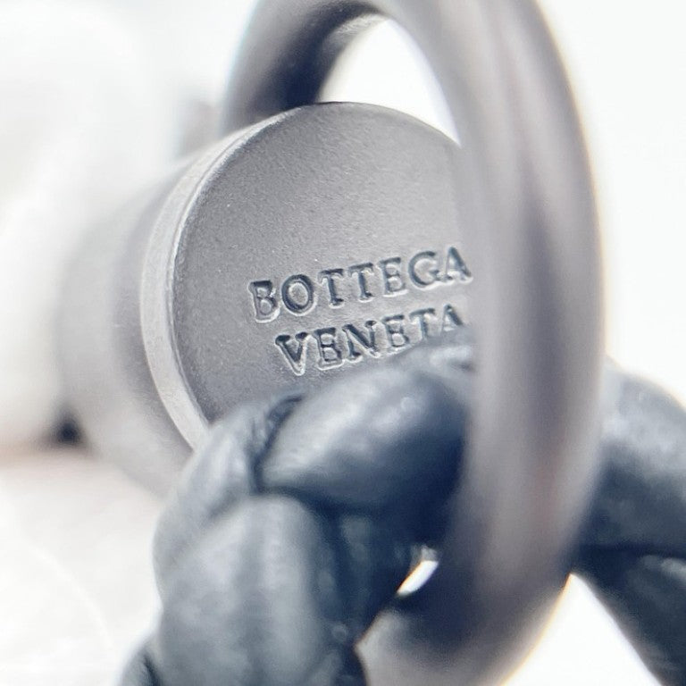 BOTTEGA VENETA ボッテガヴェネタ キーホルダー イントレチャート 113540 ブラック系 レザー ユニセックス キーリング 美品