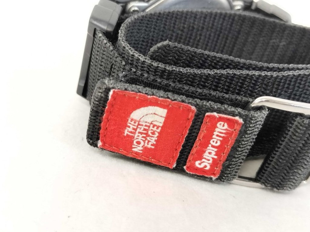 CASIO カシオ 時計 G-SHOCK シュプリーム ノースフェイス トリプルコラボ DW-6900NS グレー系 樹脂 メンズ デジタル 美品