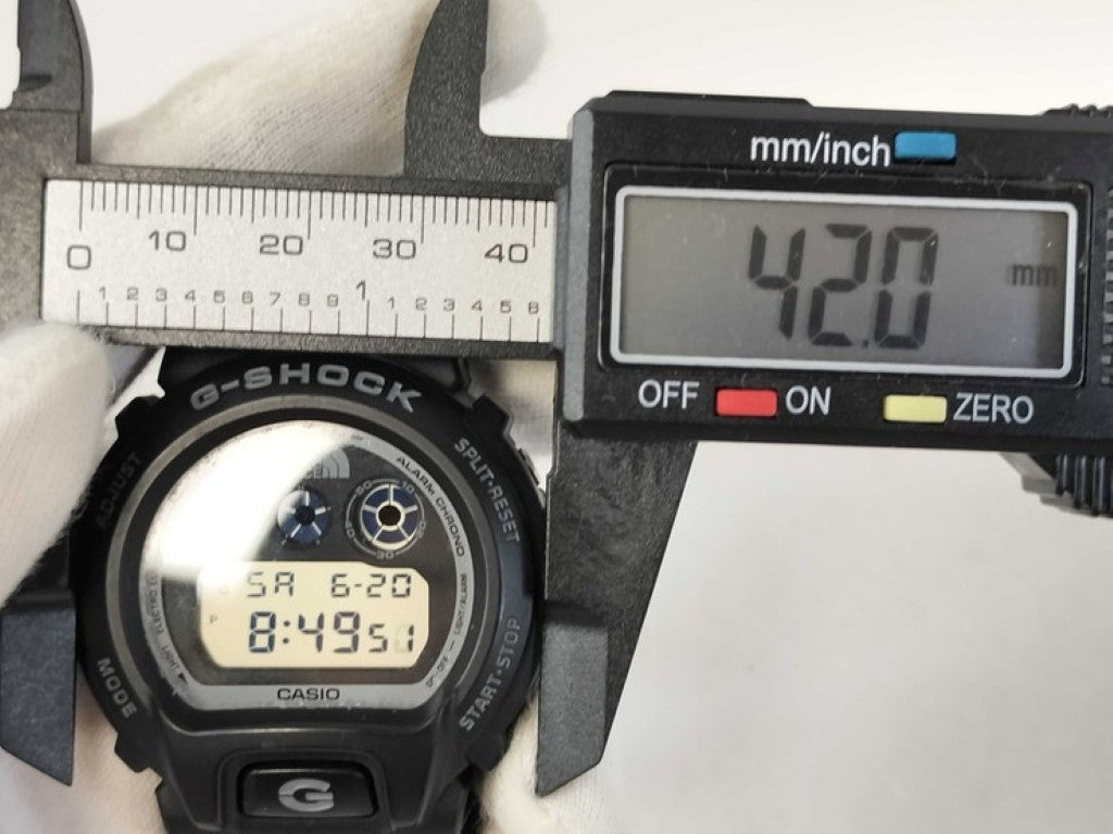 CASIO カシオ 時計 G-SHOCK シュプリーム ノースフェイス トリプルコラボ DW-6900NS グレー系 樹脂 メンズ デジタル 美品