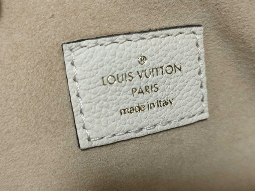 LOUIS VUITTON ルイヴィトン ショルダーバッグ ミニ バムバッグ M83275 ベージュ系 モノグラムアンプラント レディース ゴールド金具 美品