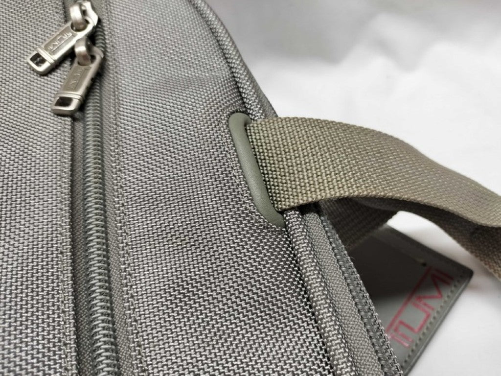 TUMI トゥミ ビジネスバッグ ALPHA BRAVO マクネア スリム・ブリーフ 22154S4 グレー系 ナイロン メンズ ハンドバッグ 美品