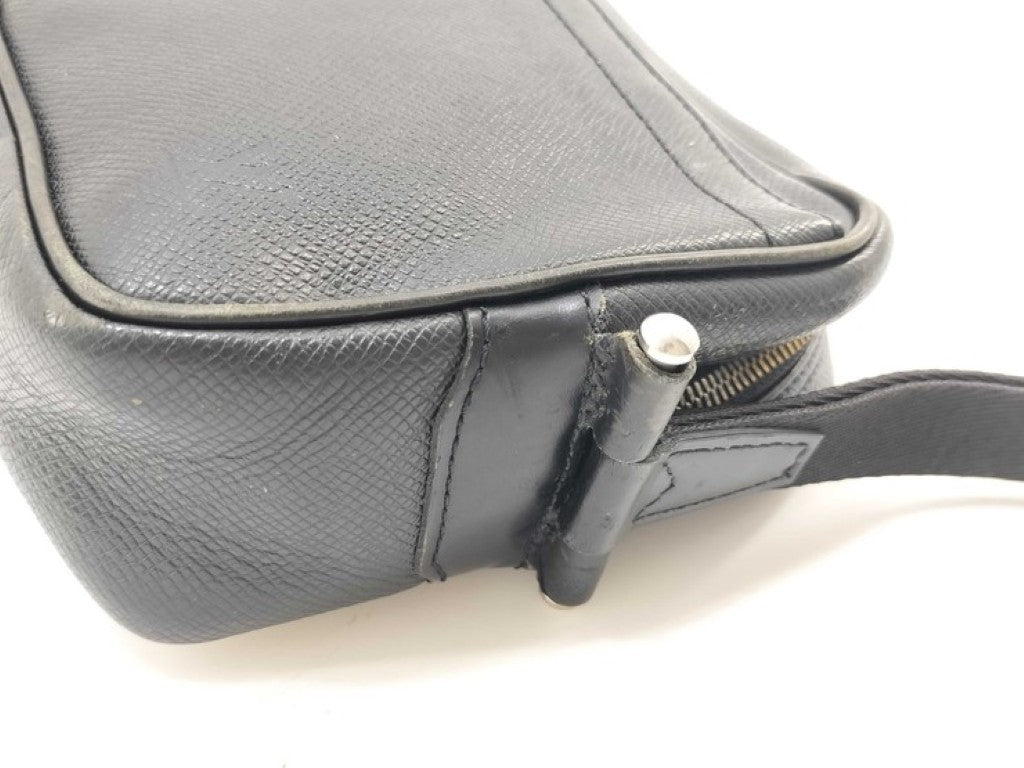 LOUIS VUITTON ルイヴィトン セカンドバッグ カルガ M30812 アルドワーズ（ブラック）系 タイガ メンズ シルバー金具
