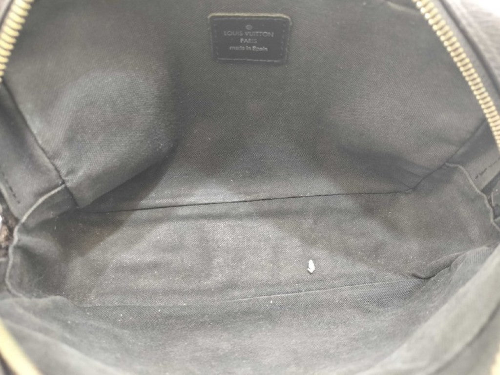 LOUIS VUITTON ルイヴィトン セカンドバッグ カルガ M30812 アルドワーズ（ブラック）系 タイガ メンズ シルバー金具