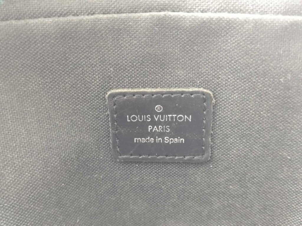 LOUIS VUITTON ルイヴィトン セカンドバッグ カルガ M30812 アルドワーズ（ブラック）系 タイガ メンズ シルバー金具