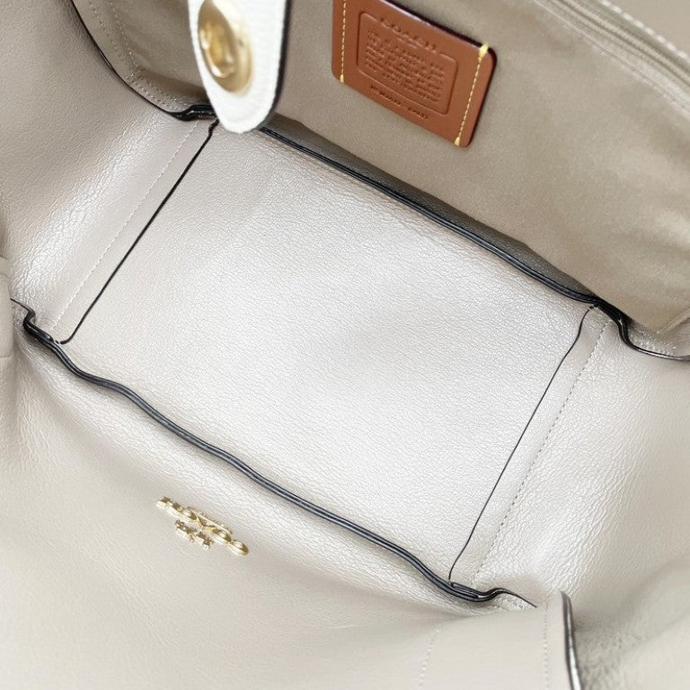COACH コーチ トートバッグ ハドリー CAL17 ホワイト系 レザー レディース ターンロック ゴールド金具