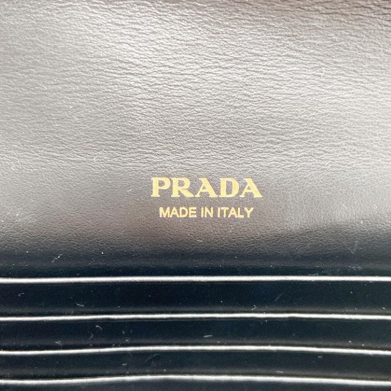 PRADA プラダ ショルダーバッグ トライアングルトゴ 1BP051 ブラック系 パテントレザー レディース チェーン ゴールド金具 美品