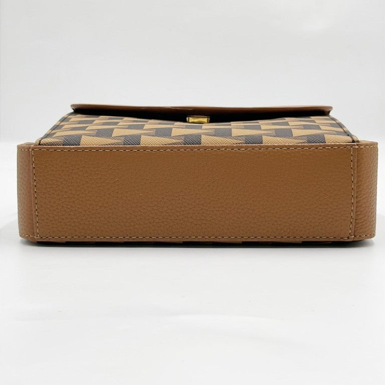BALLY バリー ショルダーバッグ PENNANT DANIEL ブラウン ブラック系 PVC レザー メンズ クロスボディ ゴールド金具 超美品