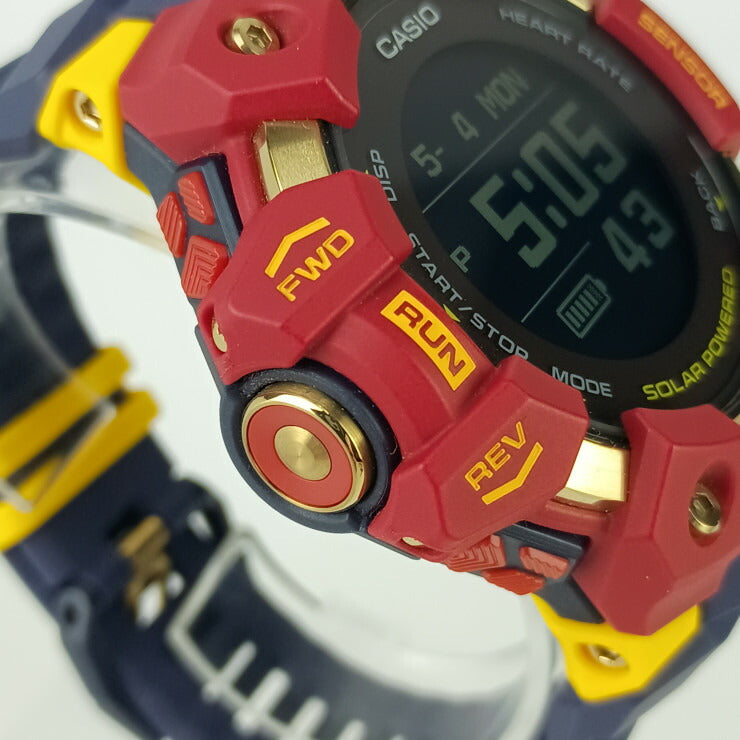 CASIO カシオ 腕時計 G-SHOCK G-SQUAD GBD-H1000 SERIES GBD-H1000BAR-4JR デジタル文字盤系 樹脂／ステンレススチール メンズ FC Barcelona Matchday コラボレーションモデル デジタル 美品