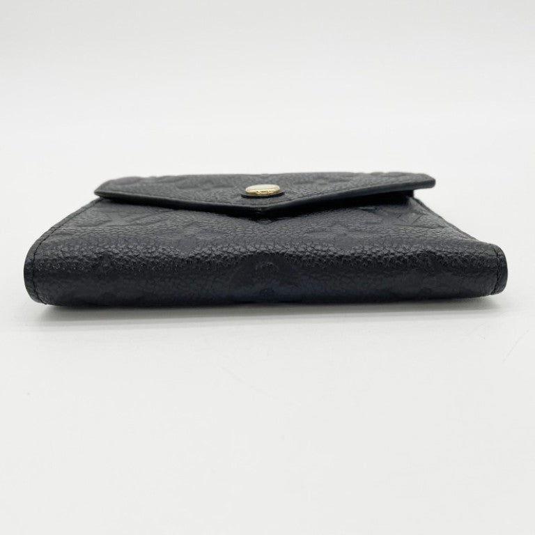 LOUIS VUITTON ルイヴィトン 三つ折り財布 ポルトフォイユ･ヴィクトリーヌ M64060 ノワール(ブラック)系 モノグラム アンプラント レディース ゴールド金具 美品