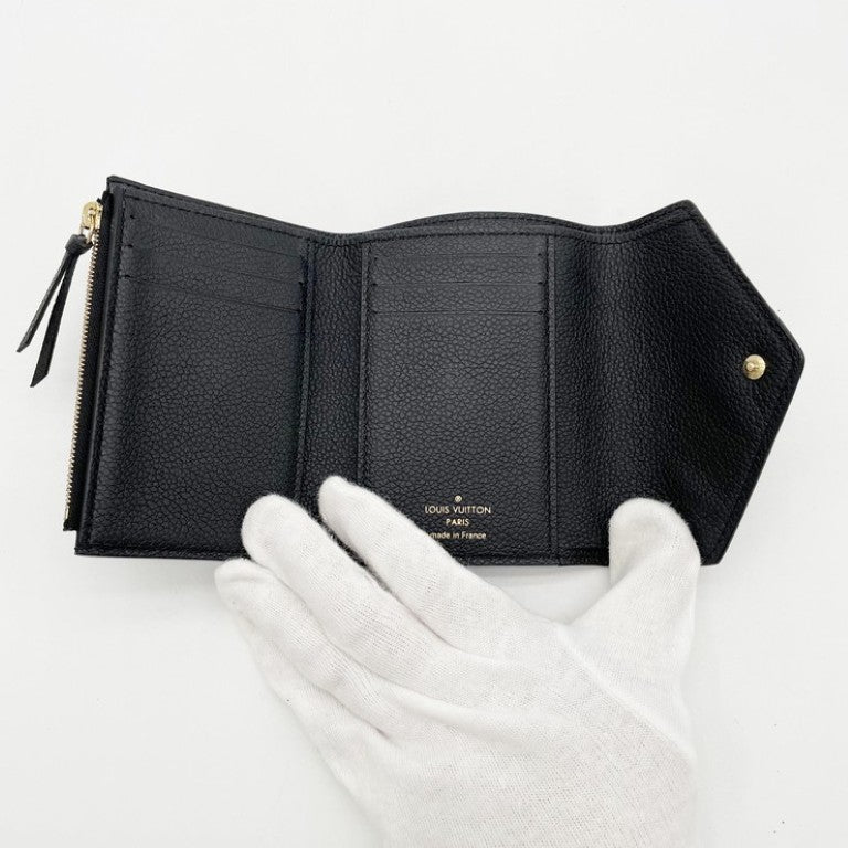LOUIS VUITTON ルイヴィトン 三つ折り財布 ポルトフォイユ･ヴィクトリーヌ M64060 ノワール(ブラック)系 モノグラム アンプラント レディース ゴールド金具 美品
