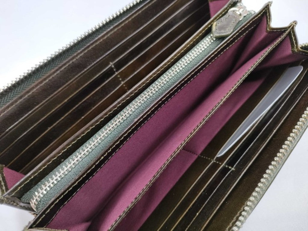 Vivienne Westwood ヴィヴィアンウェストウッド 長財布 ブラウン系 レザー レディース ラウンドファスナー エンボス シルバー金具 美品